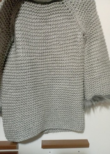 Gri Düğmeli Kız Triko Hırkai - Görsel 3