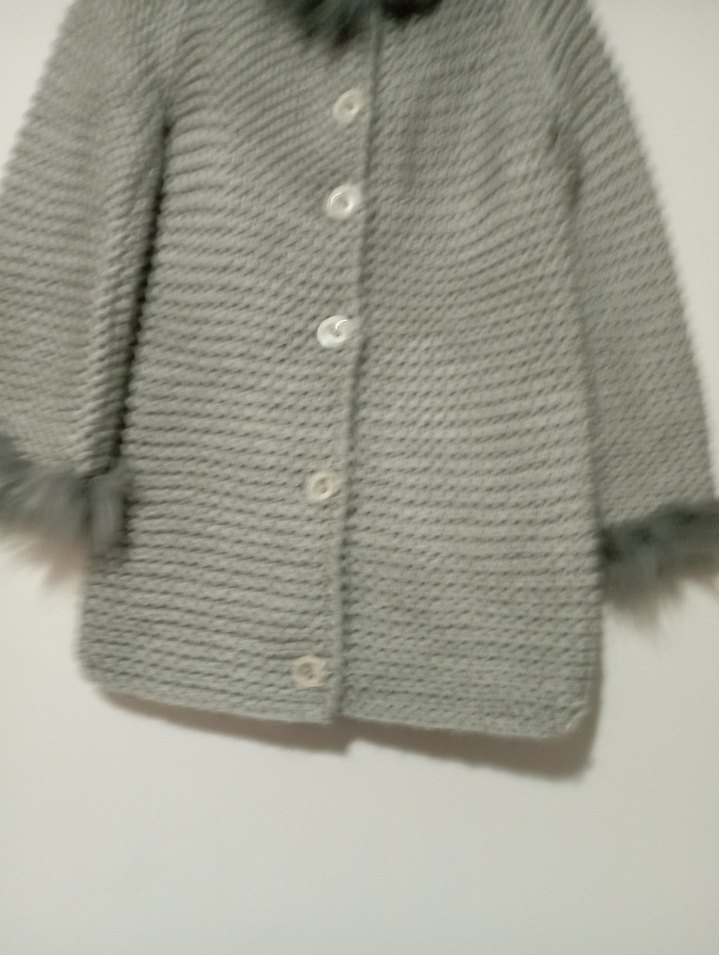 Gri Düğmeli Kız Triko Hırkai - Görsel 2