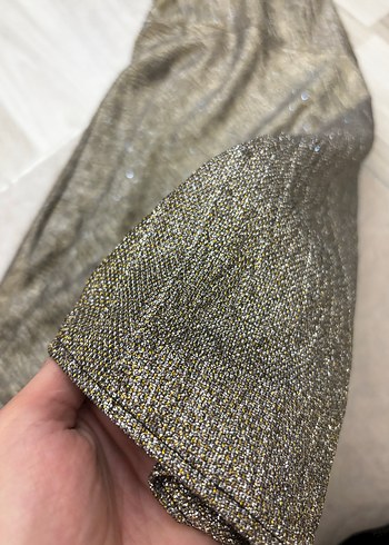 Altın Renkli Parlak etek - Görsel 4