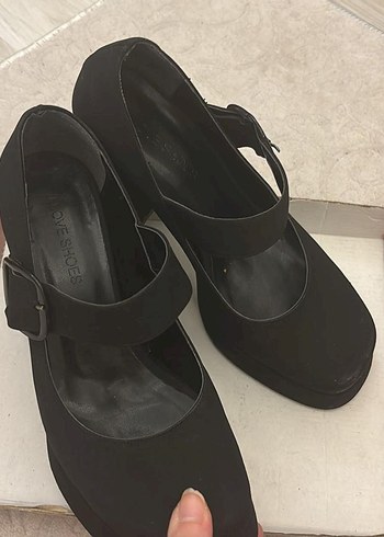 Siyah Tokalı Platform Topuklu Kadın Ayakkabı - Görsel 4