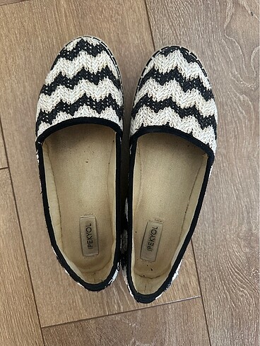 37 Beden Espadril
