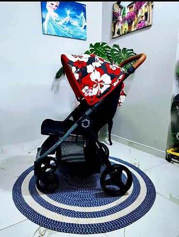 Katlanır bebek arabası