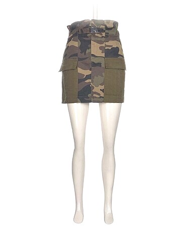 Bershka Mini Etek %70 İndirimli.