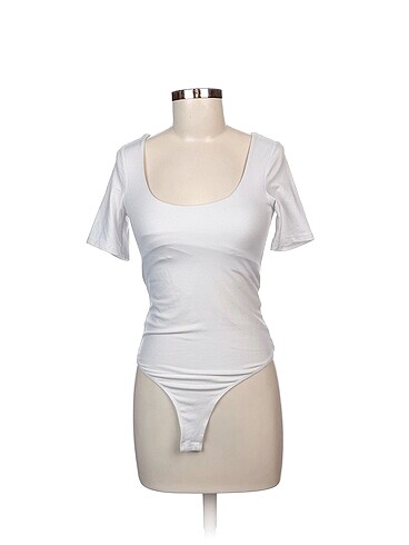 H&M Bluz %70 İndirimli.