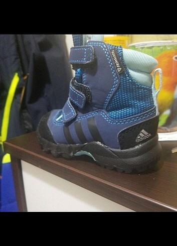20 Beden Adidas bot cocuk