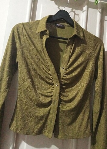 Kadın slim fit gömlek 