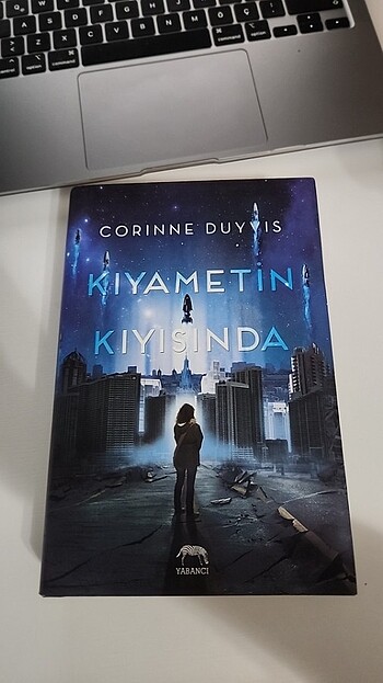 Kıyametin Kıyısında - Corinne Duyvis