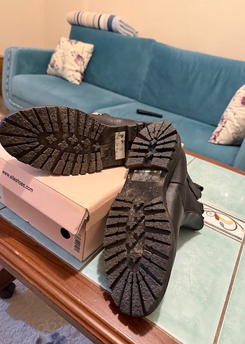 Siyah Elle Marka Kadın Bot - Görsel 5