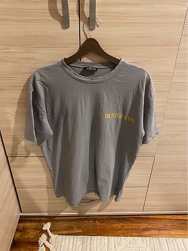 Gri baskılı tshirt