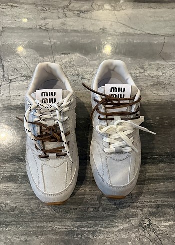 Miu Miu New Balance X Miu Miu Sneaker