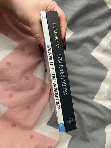 Cesur Yeni Dünya seti