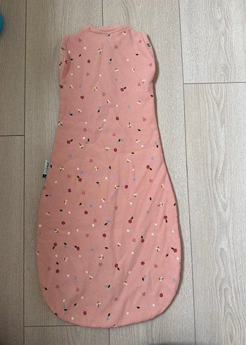 Ergopouch Pembe Çiçek Desenli Bebek Uyku Tulumu - Görsel 2