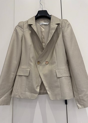 Bej Düğmeli Kısa Kadın Blazer Ceket - Görsel 2