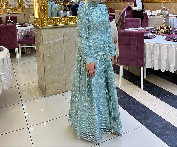 Parıltılı Elbise