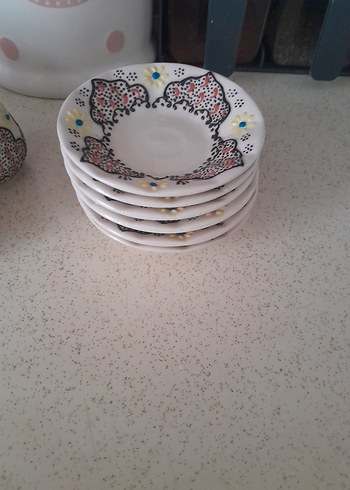 Beyaz Çiçek Desenli Seramik Bardaklar - Görsel 2