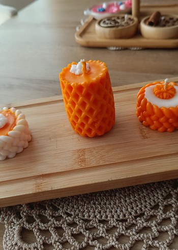 Renkli Turuncu Desenli Mum