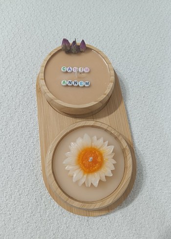Diğer Ahşap Tepside Çiçek ve Yazılı Mum Seti