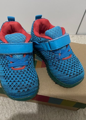 22 Beden Vicco mavi Erkek Çocuk Spor Ayakkabı