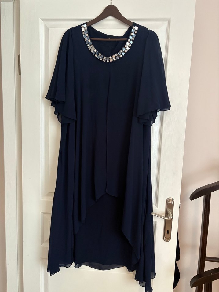 Kadın için Uzun Renkli Taşlı İşlemeli elbise - Görsel 2