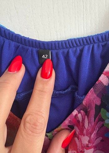 Çiçek Desenli Renkli Mini Elbise - Görsel 3