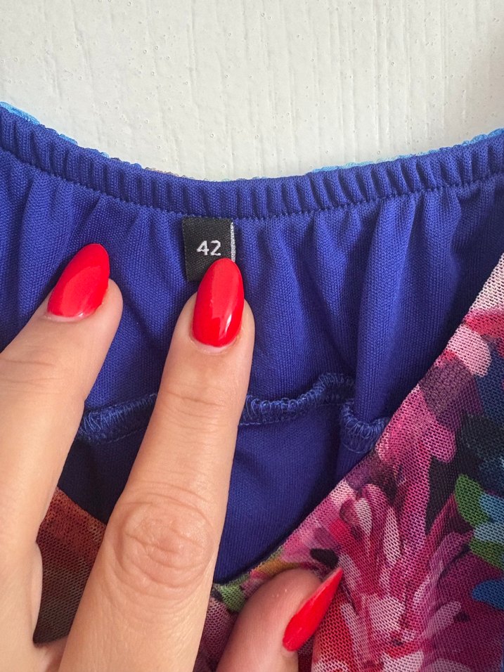 Çiçek Desenli Renkli Mini Elbise - Görsel 3