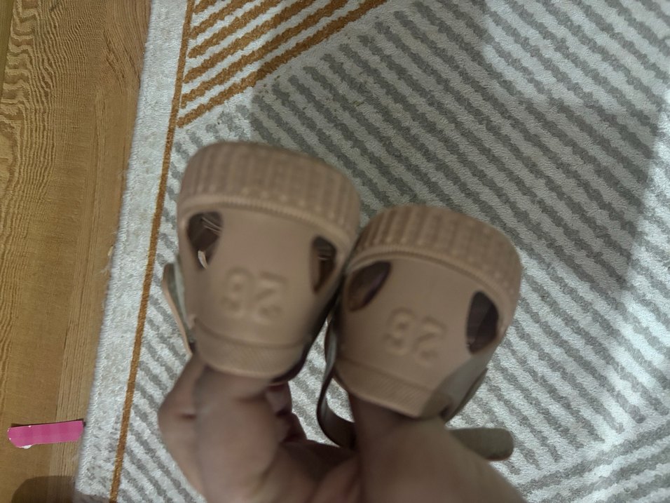 Kız Çocuk Bej Tokalı Kauçuk Sandalet - Görsel 4