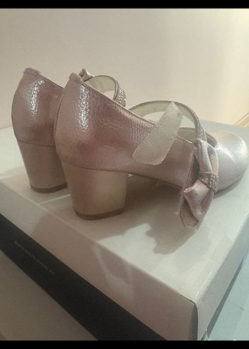 Kız Çocuk Topuklu Ayakkabı - Görsel 4