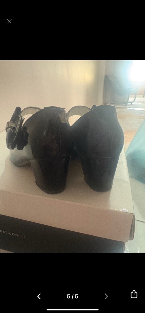 Kız Çocuk Siyah Rugan Tokalı Topuklu Ayakkabı - Görsel 4