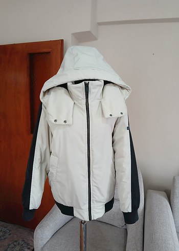 Siyah Detaylı Krem Şişme Mont (S Beden) - Görsel 11