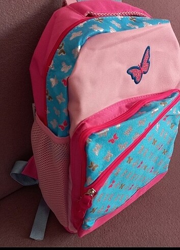Kelebek Desenli Çocuk Sırt Çantası - Görsel 3