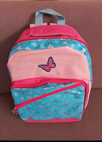 Kelebek Desenli Çocuk Sırt Çantası - Görsel 4