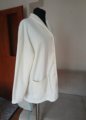 Kırık Beyaz Polarlı Hırka  S Beden - Görsel 4