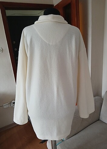 Kırık Beyaz Polarlı Hırka  S Beden - Görsel 13