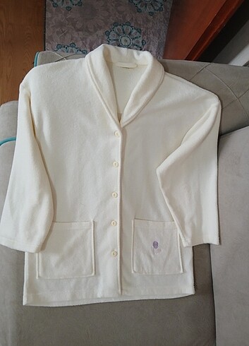 Kırık Beyaz Polarlı Hırka  S Beden - Görsel 18