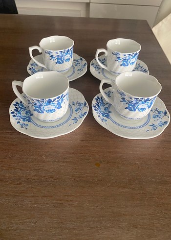 Mavi Çiçek Desenli 4'lü Porselen Fincan Seti - Görsel 5