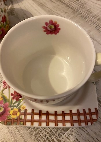 Çiçek Desenli Pastel Renkli Fincan ve Tabağı - Görsel 11