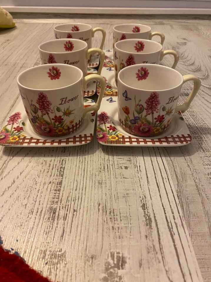 Çiçek Desenli Pastel Renkli Fincan ve Tabağı - Görsel 5