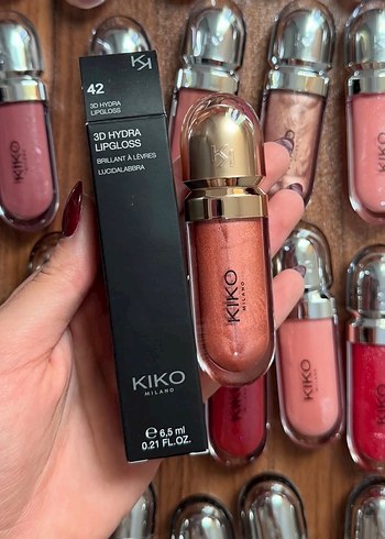 Kiko Parlak Çok Renkli Ruj Seti - Görsel 2