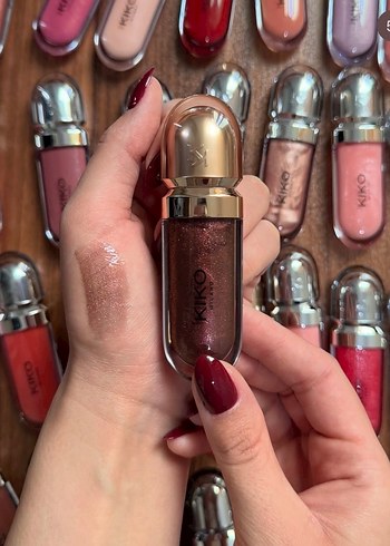 Kiko Parlak Çok Renkli Ruj Seti - Görsel 4