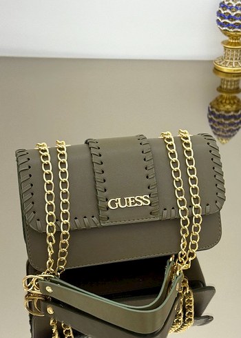 Zincir Detaylı Guess Kadın Deri Çanta - Görsel 2
