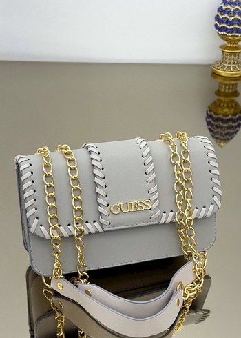 Zincir Detaylı Guess Kadın Deri Çanta - Görsel 4