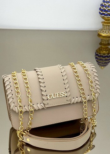 Zincir Detaylı Guess Kadın Deri Çanta - Görsel 3