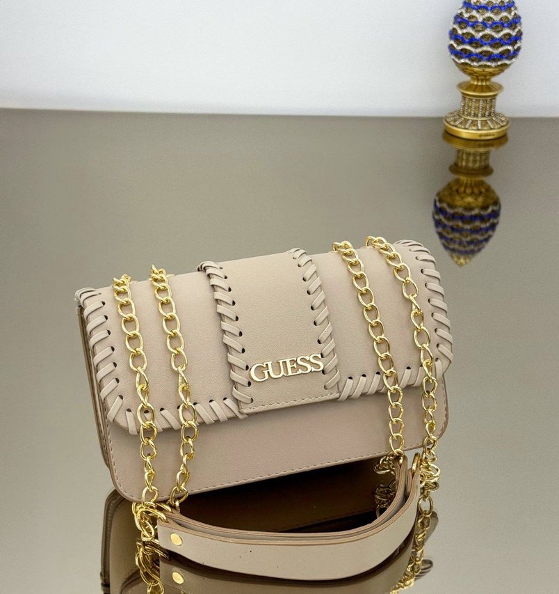 Zincir Detaylı Guess Kadın Deri Çanta - Görsel 3