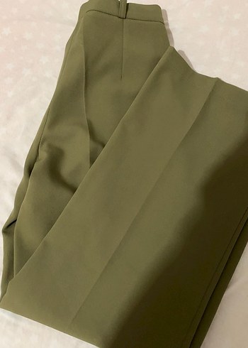 Bej Beli Kemerli Kadın Kumaş Pantolon