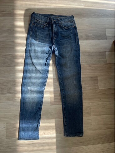 Pantolon mavi jeans