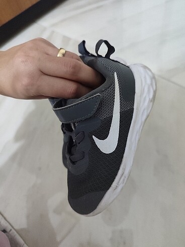 Nike revolution cocuk
