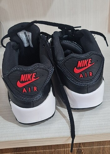 36 Beden Nike spor ayakkabısı 