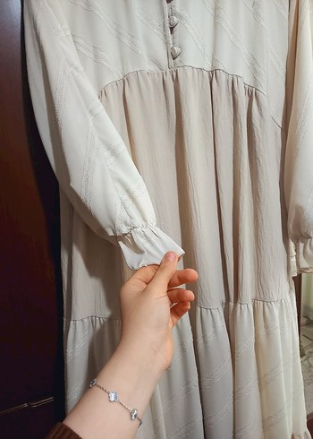 Bej Uzun Keten Elbise Düğmeli V Yaka - Görsel 3