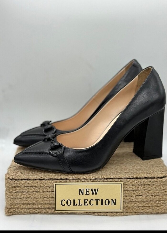 Kalın topuk  siyah deri  - Görsel 4