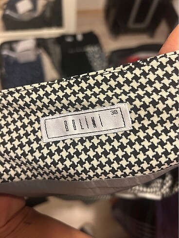 dizüstü yırtmaçlı etek (38 beden) - Görsel 4